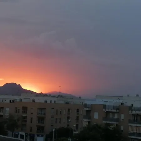 Atico Duplex Con Gran Terraza Por