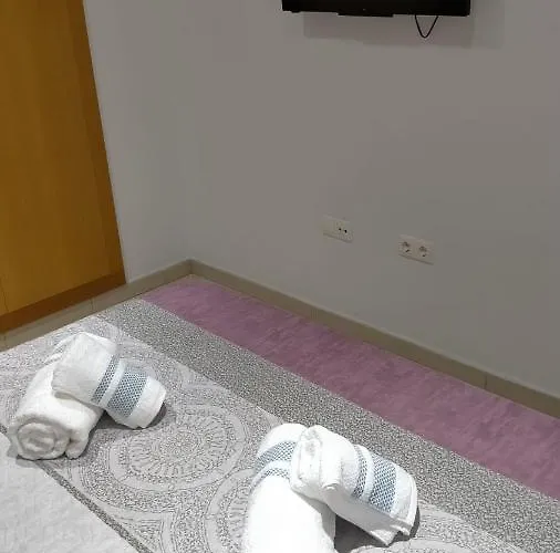 Atico Duplex Con Gran Terraza Por ホームステイ